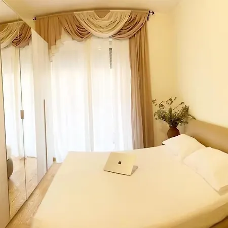 Trastverhome - House Of Cinema Apartman